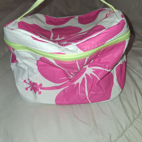 Aloha Collection - Picture 3 of 4